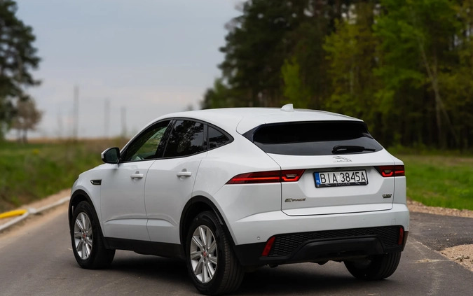 Jaguar E-Pace cena 93000 przebieg: 133000, rok produkcji 2018 z Białystok małe 436